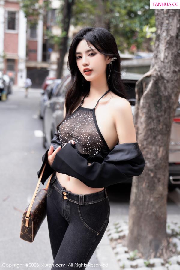 李浅浅  [XiuRen]高清写真图 2023.06.07 No.6874 浅浅Danny 美腿时尚第29张图片